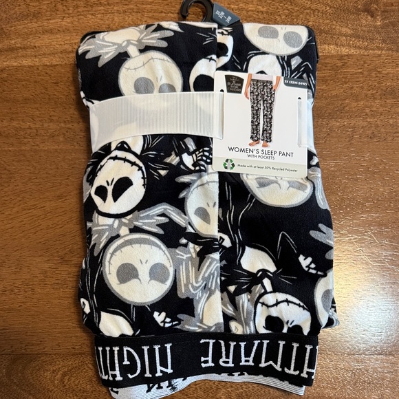 Disney Tim Burton’s The Nightmare Before Christmas Pajama Pants - Picture 4 of 4
